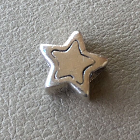 Chamilia Sterling Silver Star Charm - Picture 2 of 4